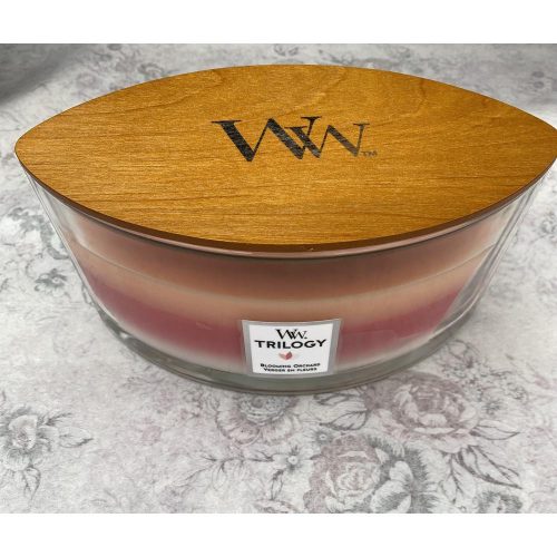 Woodwick Hajó - Blooming orchard - Trilogy -  Illatgyertya  455g