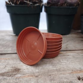 Barna műanyag cserép alátét (6cm)