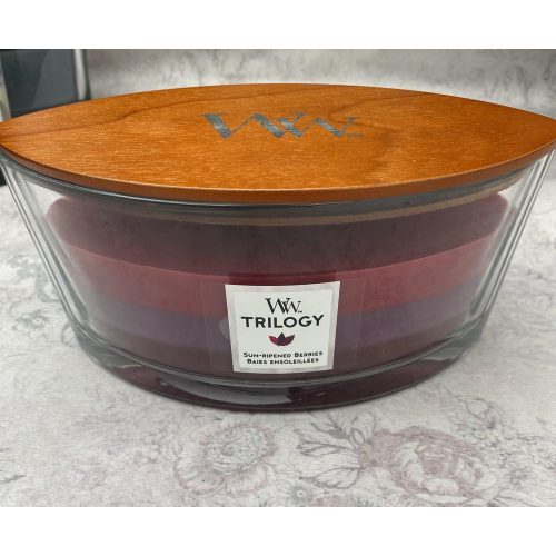Woodwick Hajó Sun Ripened Berries - Trilogy -  Illatgyertya  455g