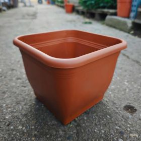 Szögletes Terrakotta cserép(23cm)